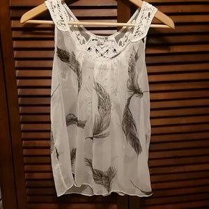 Forever 21 feather pattern tank top